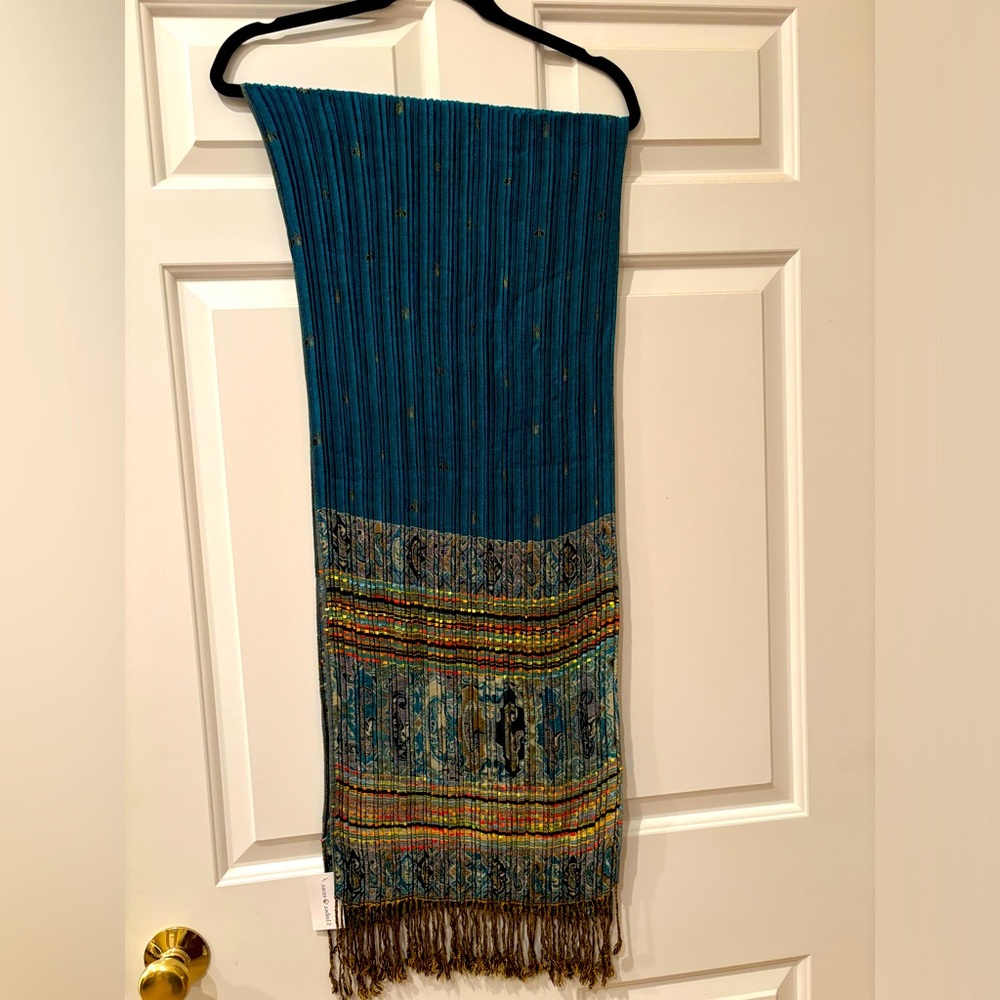 NWT Pashmina/Scarf black with denim crinkle paisley.